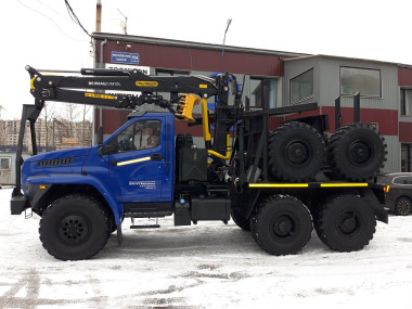 Лесовозный тягач URAL NEXT с ГМ VM10L74   (PALFINGER) — ГК Вертикаль